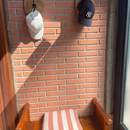Maison De *